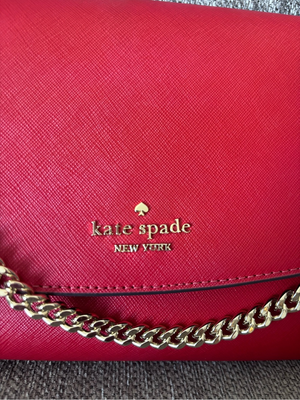 Kate Spade Cross Body Bag - Red with Gold Chain - Picture 3 of 8